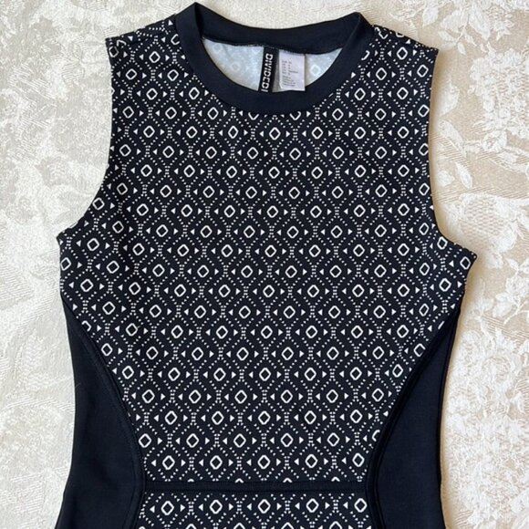 H&M Dress - Picture 2 of 10